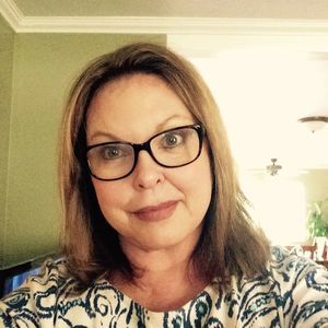 Meet your Posher, Dee